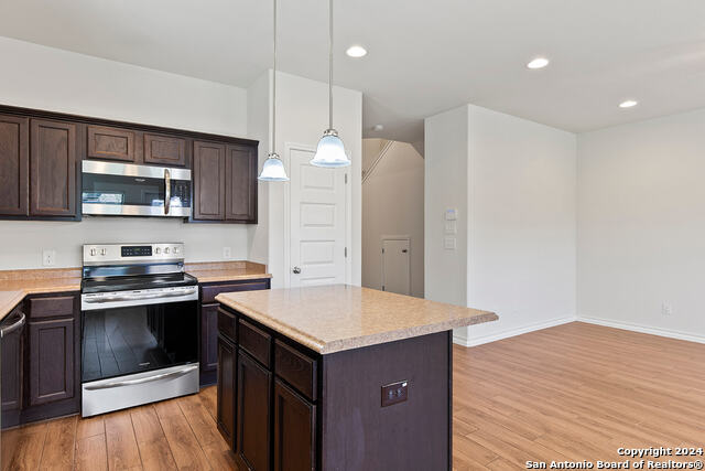 Image 5 of 29 For 1314 Garden Dusk 1