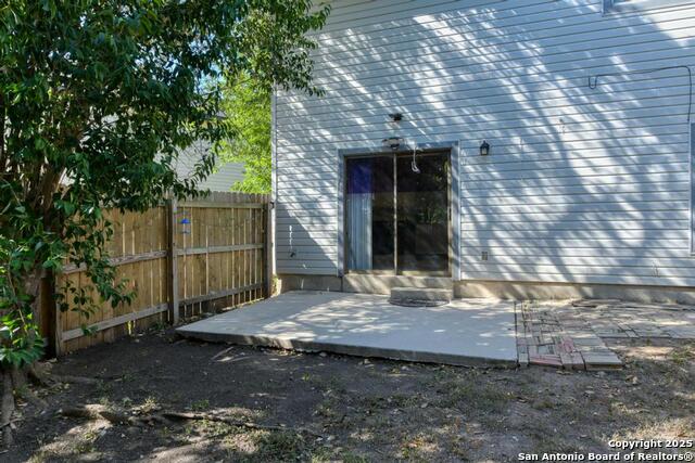Image 22 of 25 For 6867 Cape Meadow Dr