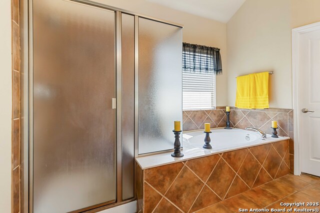 Image 18 of 49 For 3353 Joshs Way