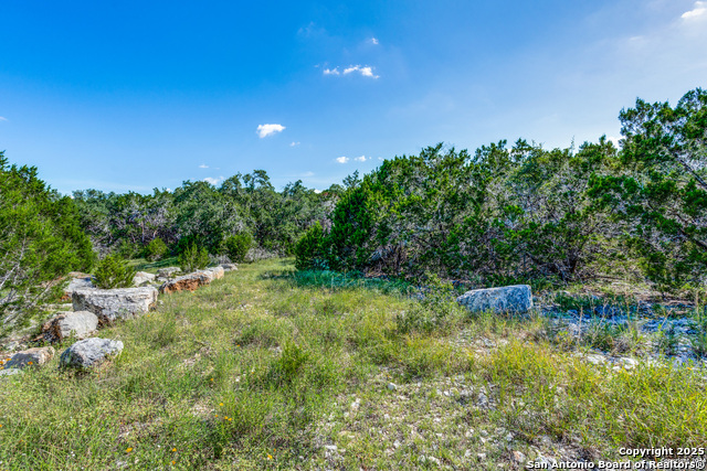 Listing photo id 9 for 517 Cielo