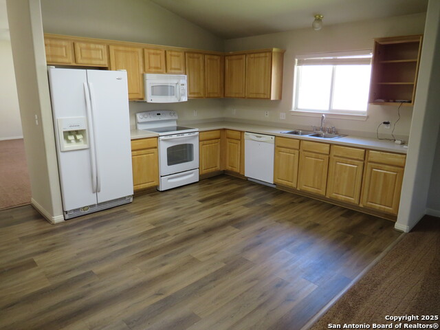 Image 13 of 36 For 3918 Southern Grv
