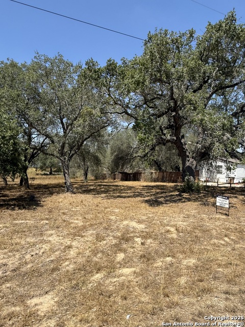 Listing photo id 0 for 22815 Grand Spg