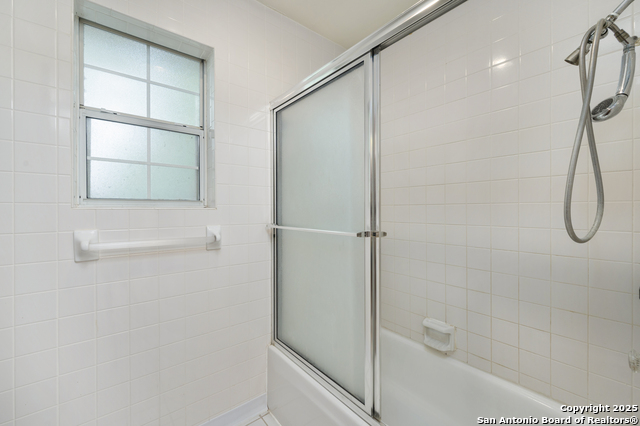 Image 26 of 30 For 4231 Woodburn