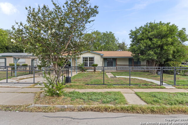 Details for 103 Carmen Pl, San Antonio, TX 78207