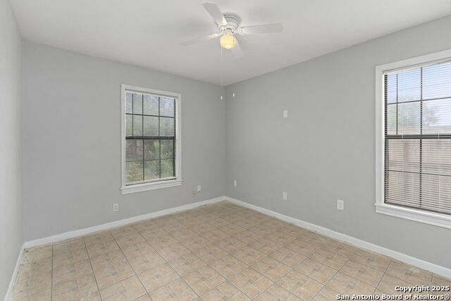 Image 16 of 27 For 103 Carmen Pl