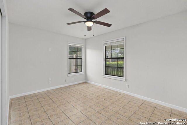 Image 20 of 27 For 103 Carmen Pl