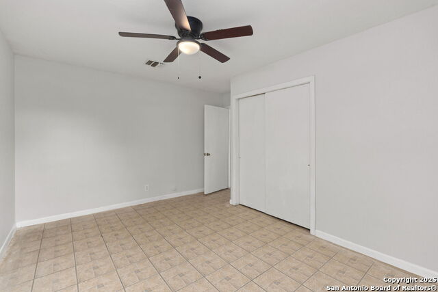 Image 21 of 27 For 103 Carmen Pl