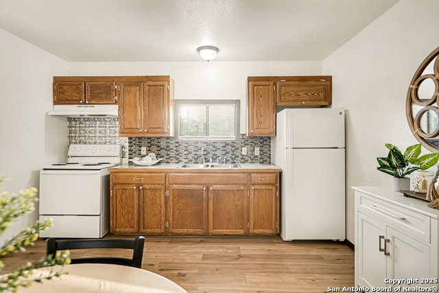 Image 11 of 19 For 736 Salinas  