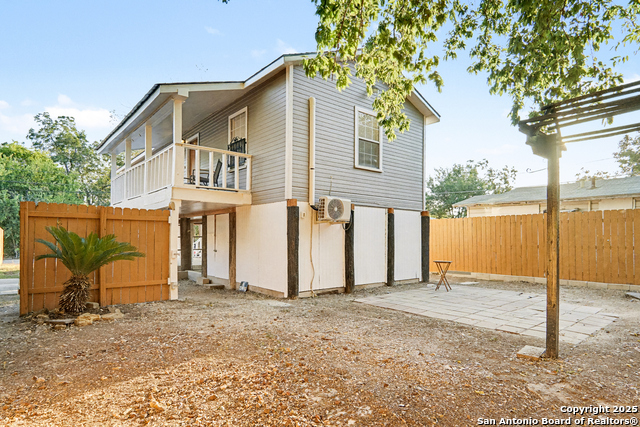 Image 14 of 19 For 736 Salinas  