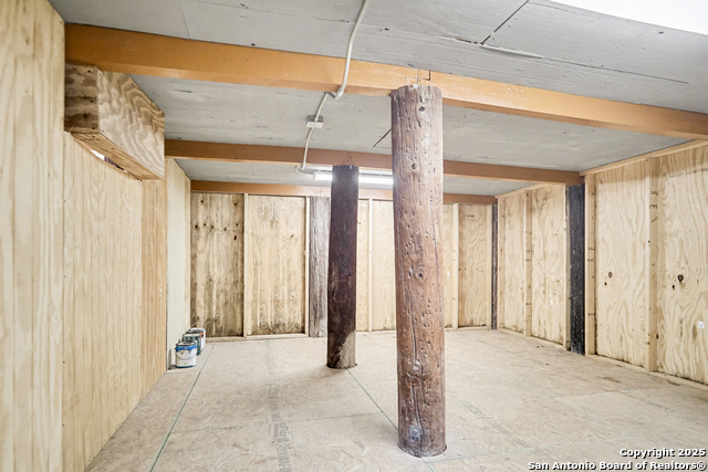 Image 15 of 19 For 736 Salinas  