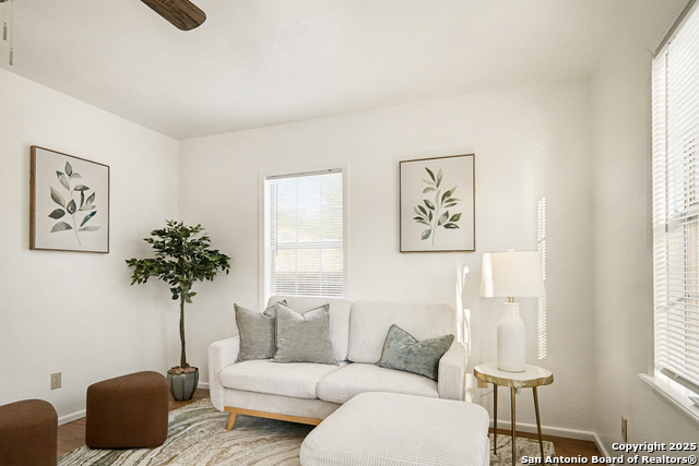 Image 4 of 19 For 736 Salinas  