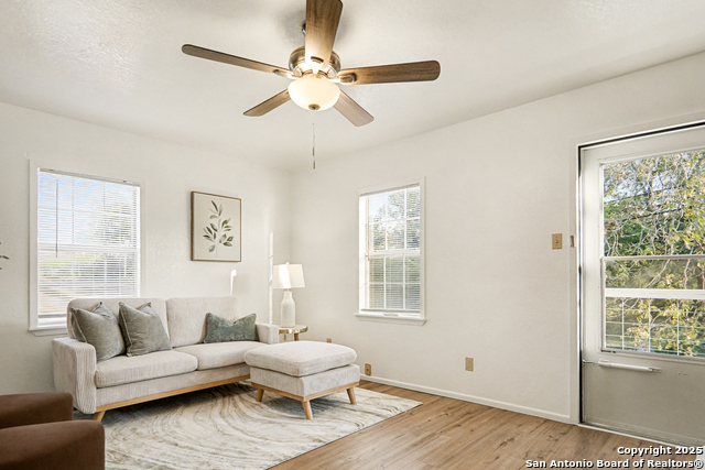 Image 5 of 19 For 736 Salinas  