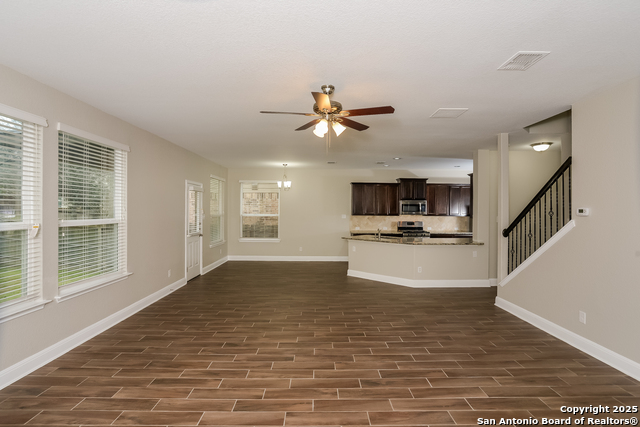 Listing photo id 6 for 13043 Panhandle