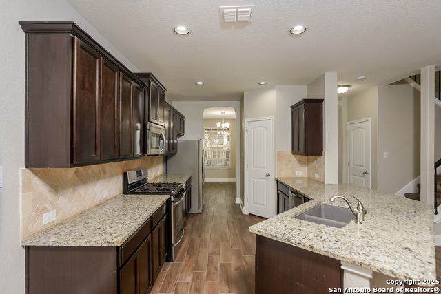 Listing photo id 7 for 13043 Panhandle