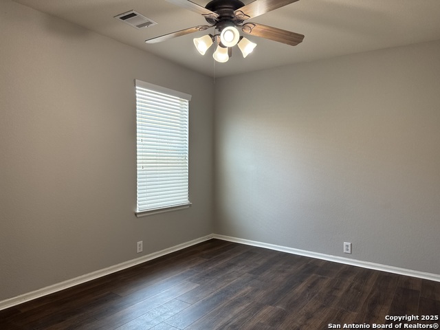 Image 18 of 21 For 15766 Cotton Tail