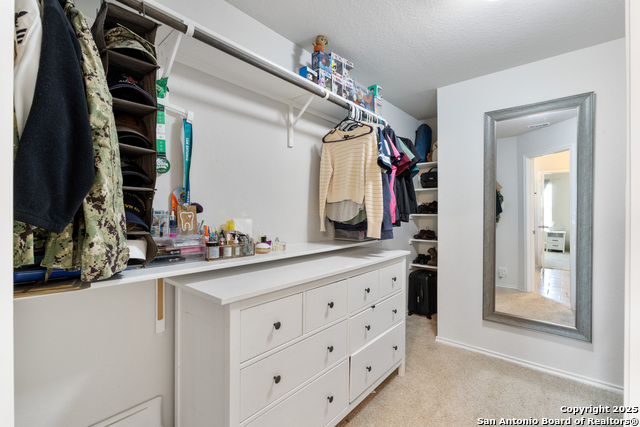 Image 15 of 31 For 8054 Falcon Meadow