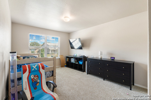 Image 21 of 31 For 8054 Falcon Meadow