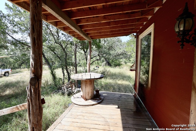 Listing photo id 4 for 466 County Road 2471