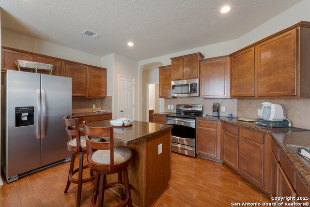 Image 8 of 33 For 23019 Airedale