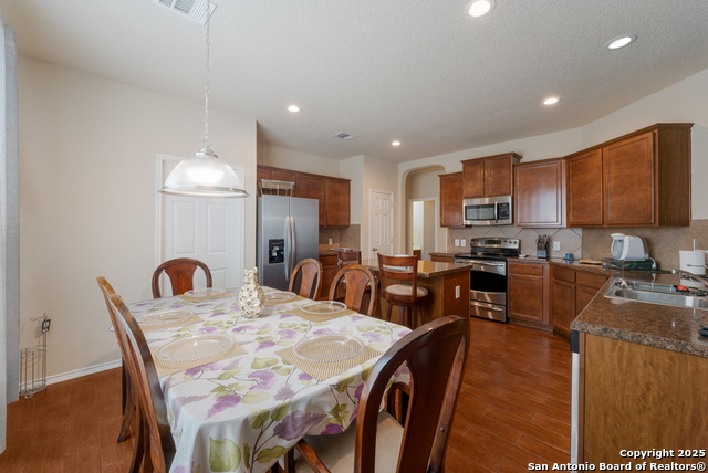 Image 9 of 33 For 23019 Airedale