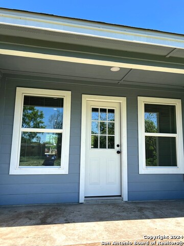 Image 10 of 15 For 15118 Settlers Trail