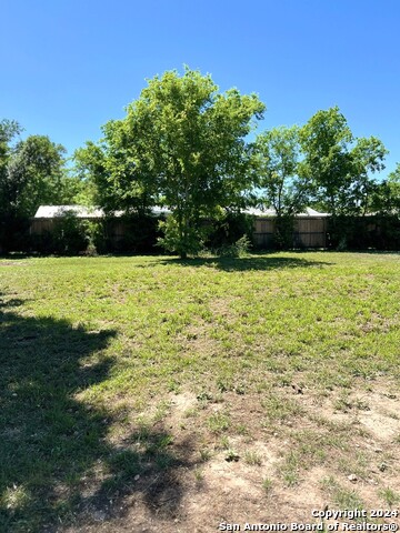 Image 13 of 15 For 15118 Settlers Trail