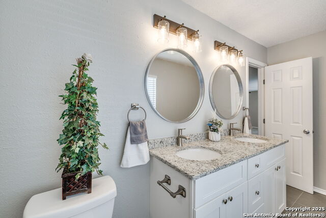 Listing photo id 25 for 8307 Tavern Pt