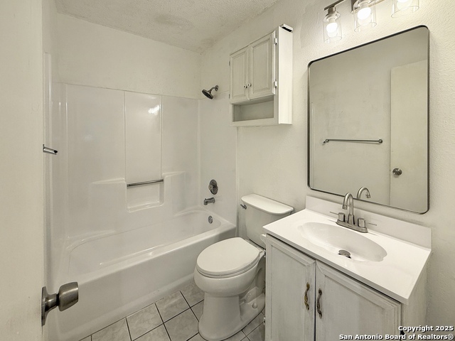 Image 14 of 18 For 9254 Ridge Town