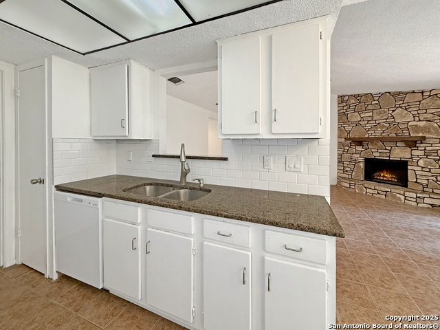 Image 5 of 18 For 9254 Ridge Town