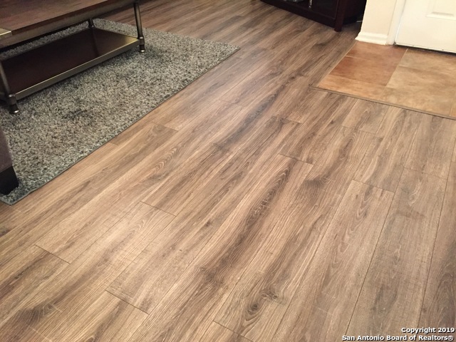 Image 5 of 32 For 2553 Grayson Circle