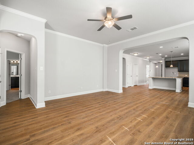 Listing photo id 11 for 10715 Ysamy Way