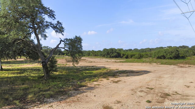 Image 4 of 17 For 154 Lone Oak