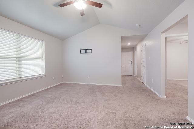 Image 5 of 21 For 702 Shorleaf