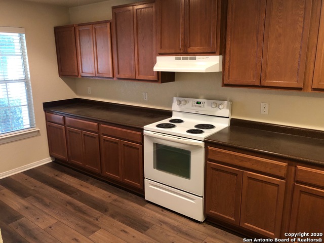 Image 5 of 14 For 140 Saddle Horn