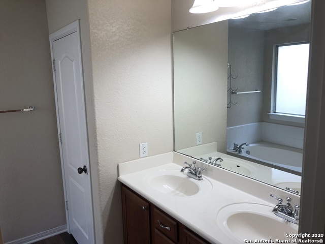 Image 9 of 14 For 140 Saddle Horn