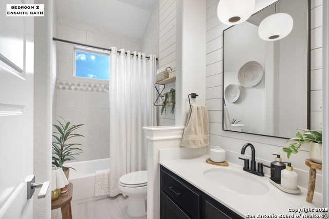Listing photo id 21 for 5755 High Forest