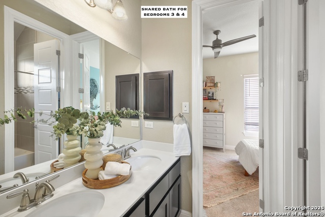 Listing photo id 23 for 5755 High Forest