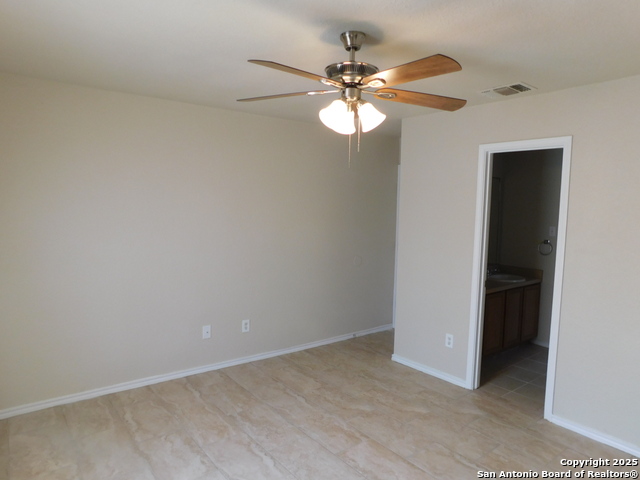 Image 7 of 15 For 6117 Apple Valley