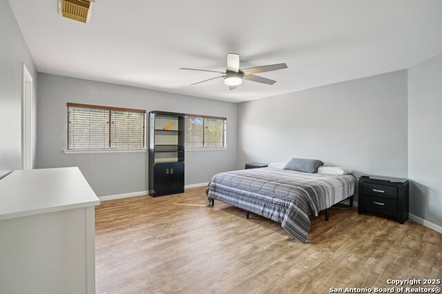 Image 4 of 37 For 6930 Sundew Creek