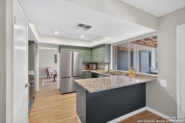 Image 2 of 31 For 3803 Barrington 15d