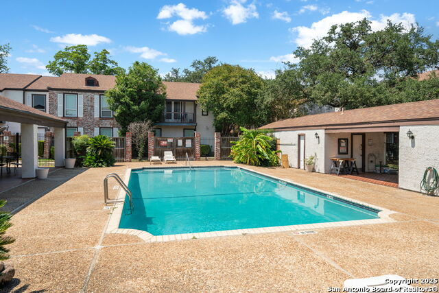 Image 27 of 31 For 3803 Barrington 15d