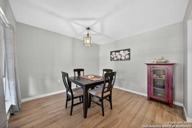 Image 6 of 31 For 3803 Barrington 15d