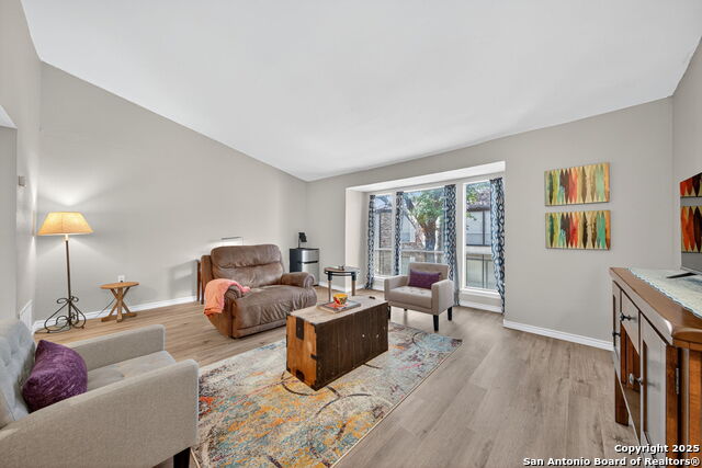 Image 7 of 31 For 3803 Barrington 15d