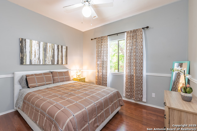 Image 21 of 31 For 13430 Coram Peak