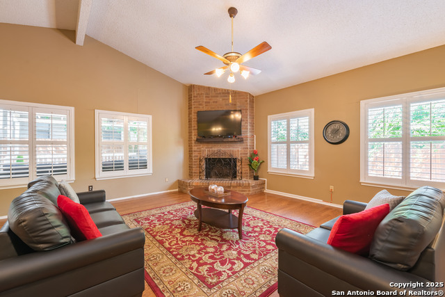 Image 8 of 31 For 13430 Coram Peak