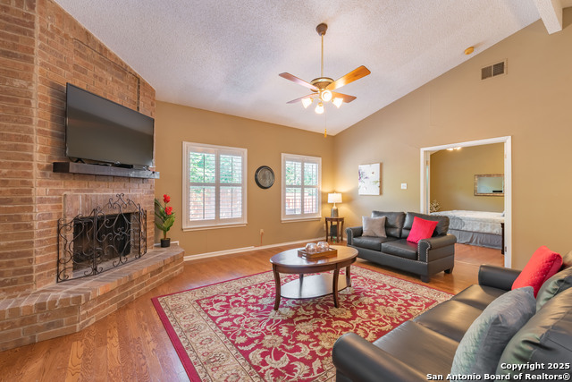 Image 9 of 31 For 13430 Coram Peak