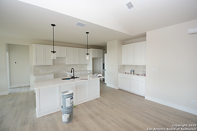 Image 5 of 13 For 1555 Birch Lane