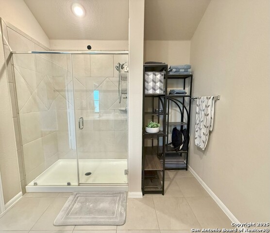 Image 16 of 29 For 7026 Vista Loop