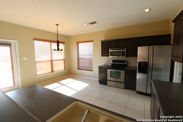 Image 5 of 17 For 25522 Echo Springs