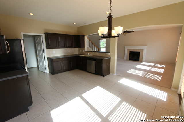 Image 6 of 17 For 25522 Echo Springs